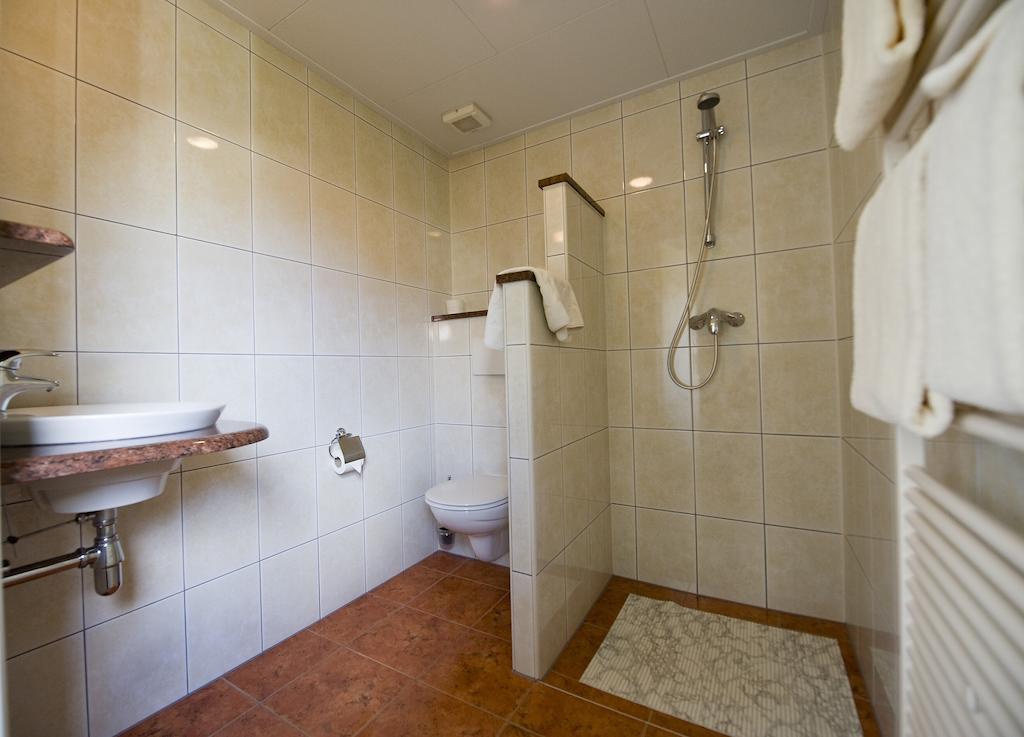 Pension De Eyckenhoff Putten Chambre photo